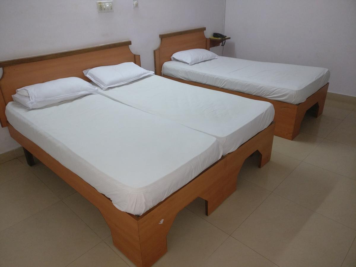 Hotel Surya Mangalore Ngoại thất bức ảnh