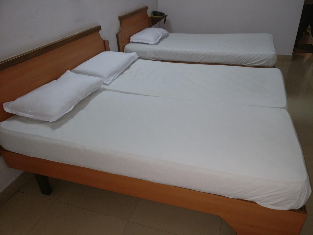 Hotel Surya Mangalore Ngoại thất bức ảnh