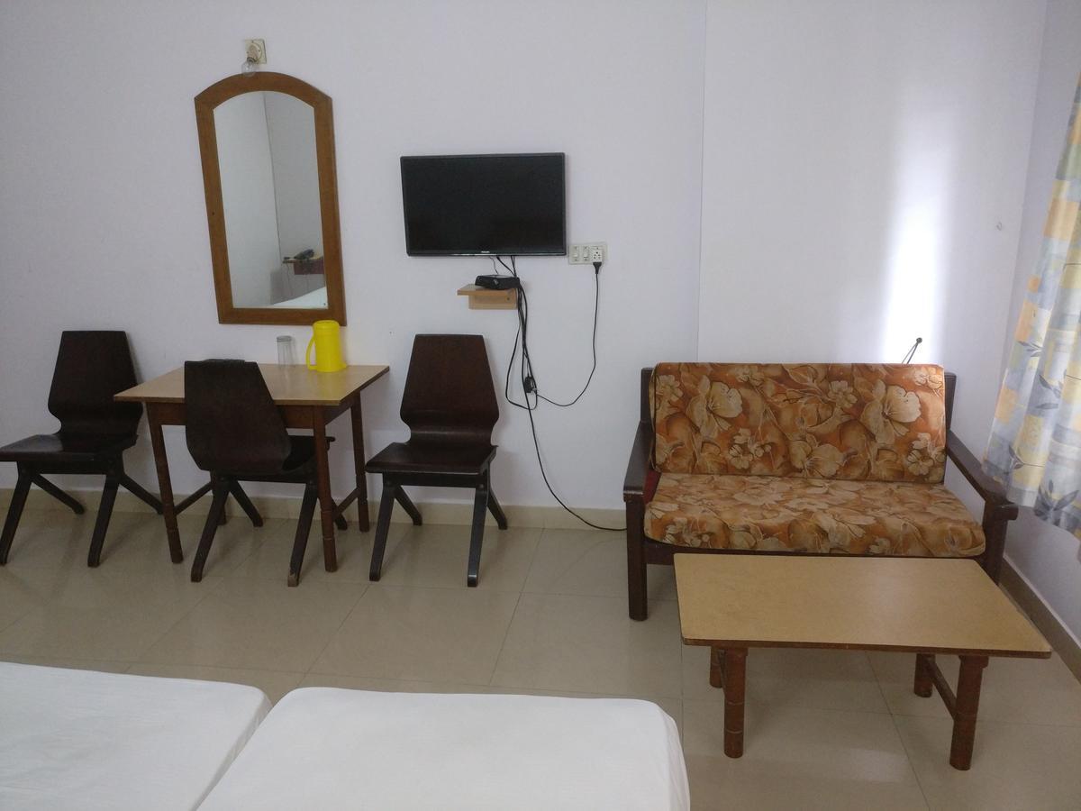 Hotel Surya Mangalore Ngoại thất bức ảnh